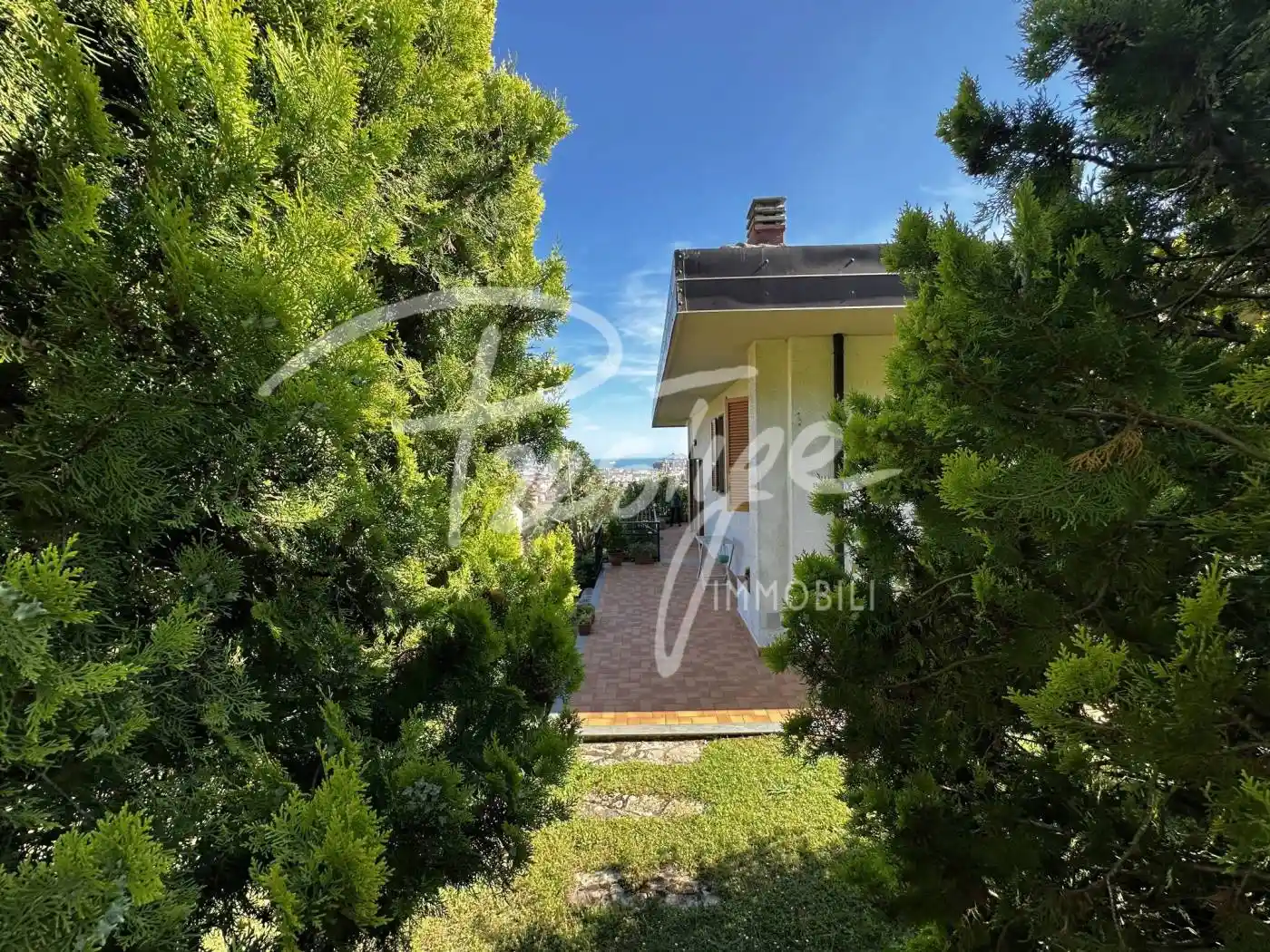 Villa in vendita a La Spezia