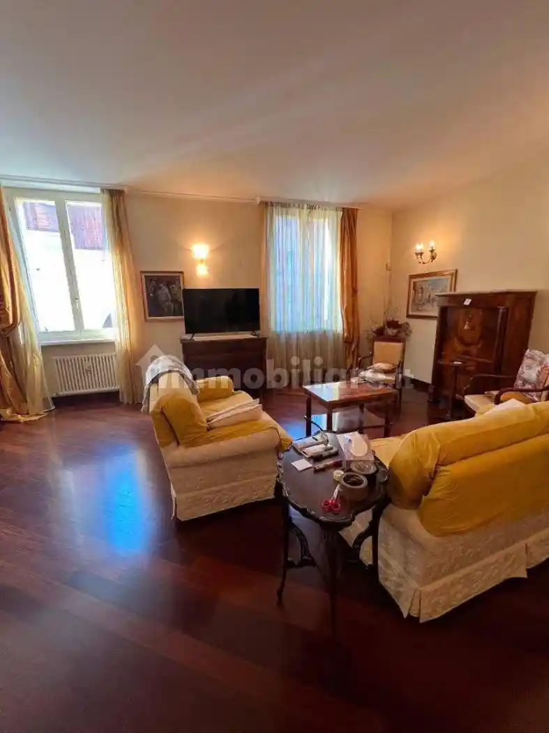 Appartamento in vendita a Piacenza