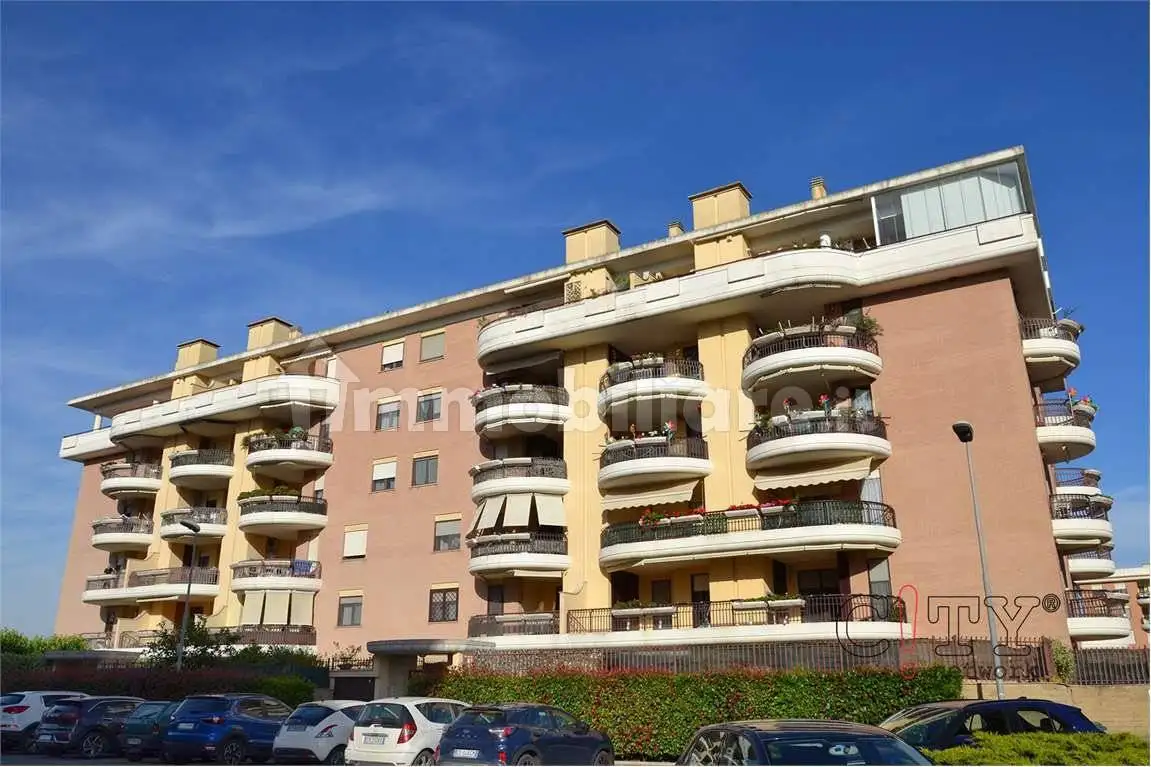 Appartamento in vendita a Pomezia