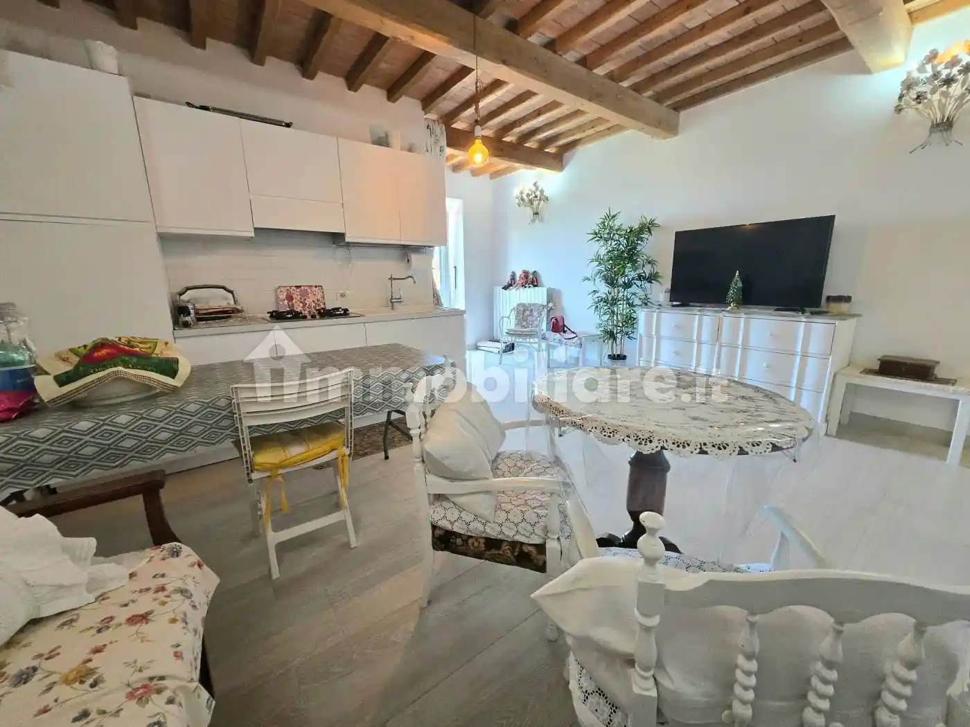 Appartamento in vendita a Tolfa