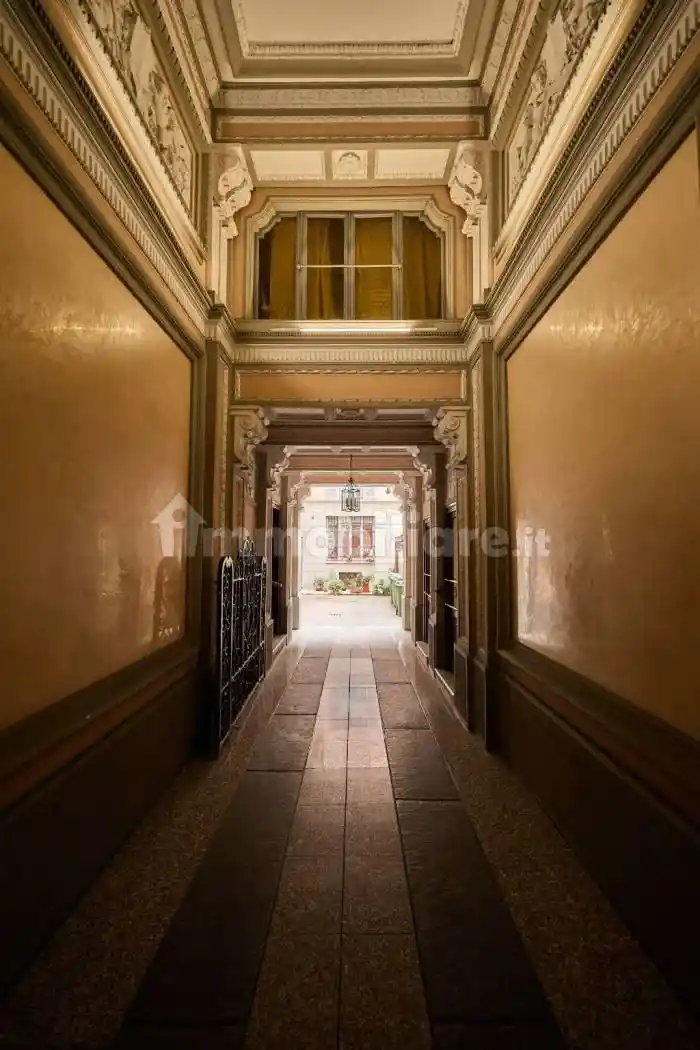 Trilocale via Lazzaro Palazzi 19, Porta Venezia, Milano - foto 5