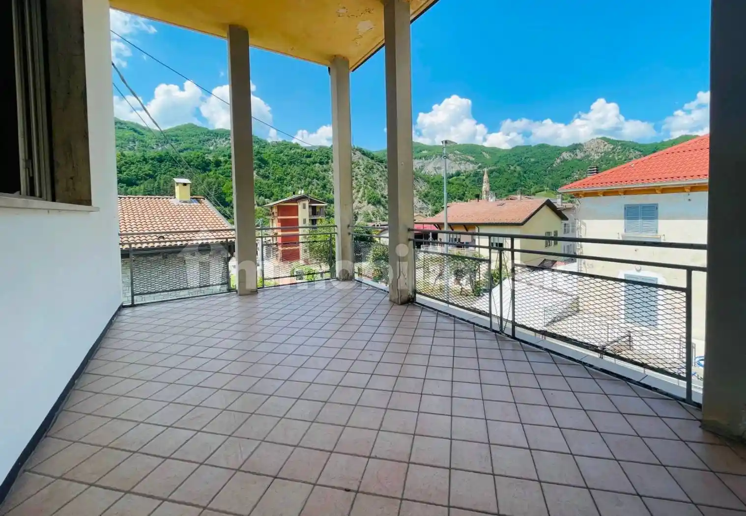 Appartamento primo piano, Corte Brugnatella - foto 2