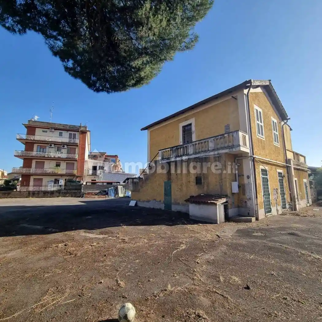 Terratetto unifamiliare via del Fosso di Santa Maura 191, Giardinetti, Roma - foto 4