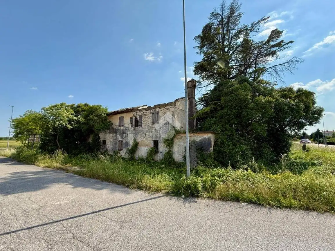 Rustico - Casale in vendita a Pravisdomini