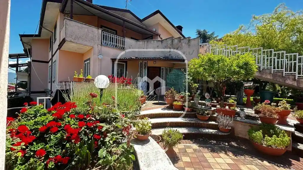 Villa in vendita a San Cesareo