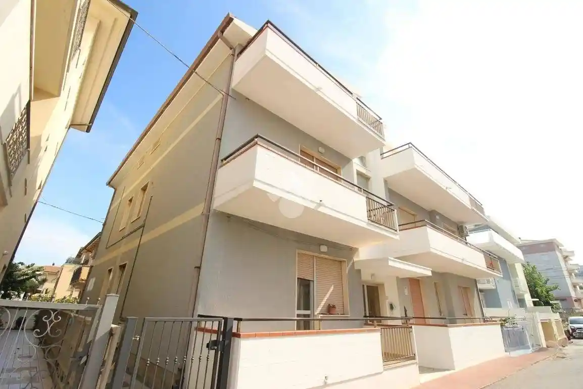 Trilocale via Tirreno 5, Centro, Roseto degli Abruzzi - foto 3