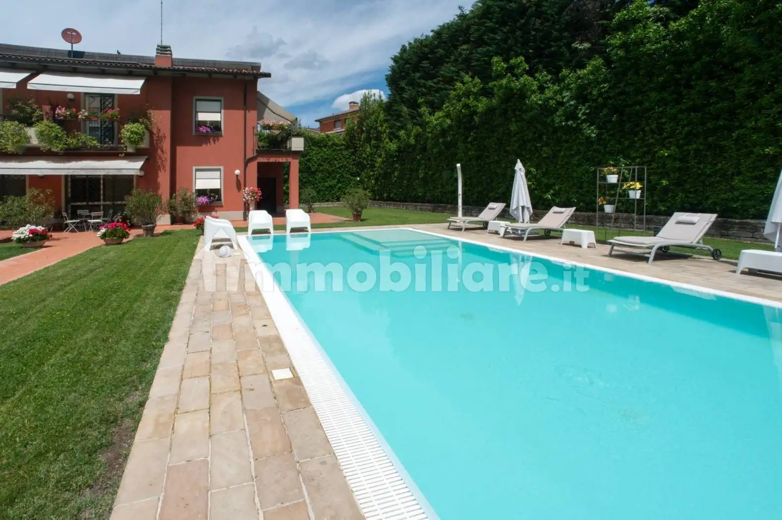 Villa in vendita a Pianoro