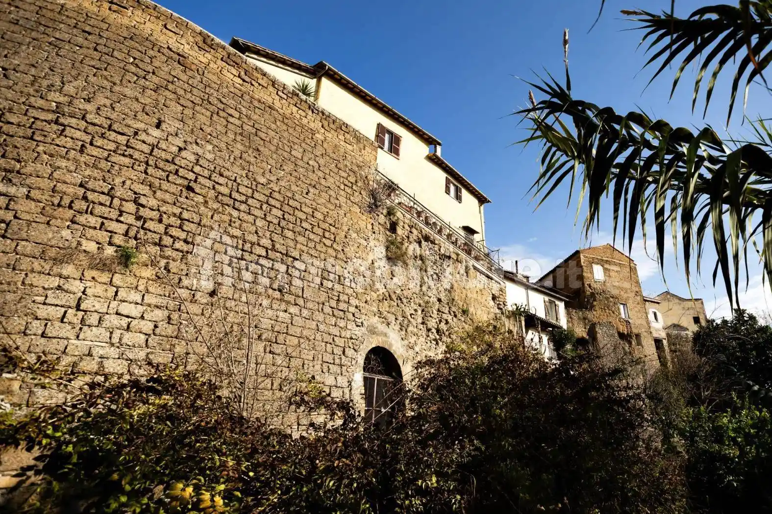 Palazzo - Edificio in vendita a Magliano Sabina