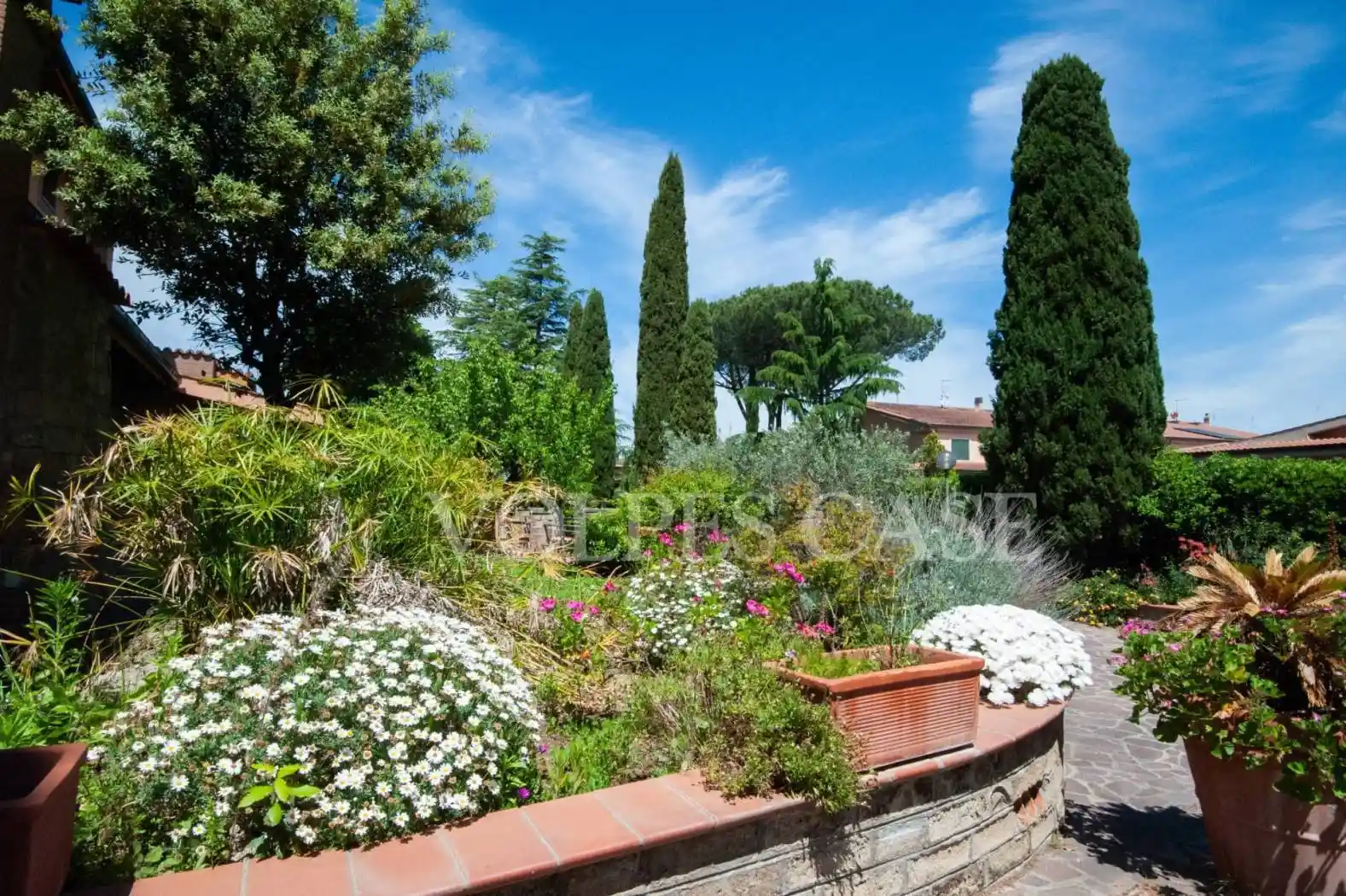 Palazzo - Edificio in vendita a Roma