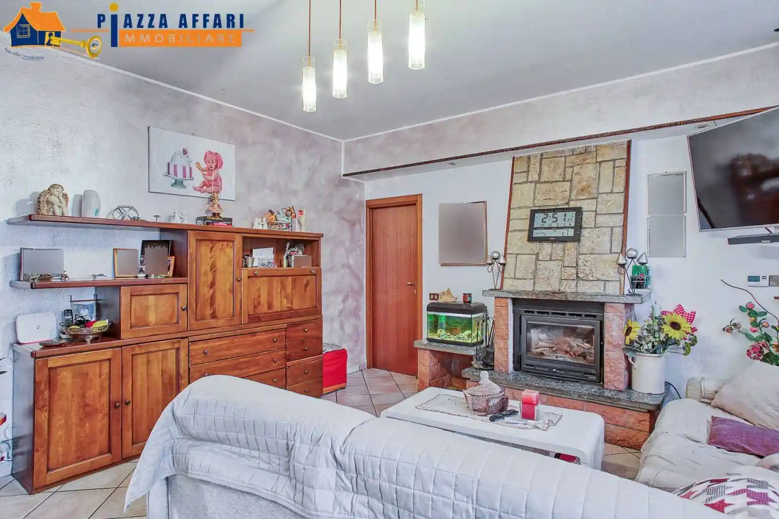 Casa indipendente in vendita a Cadegliano-Viconago