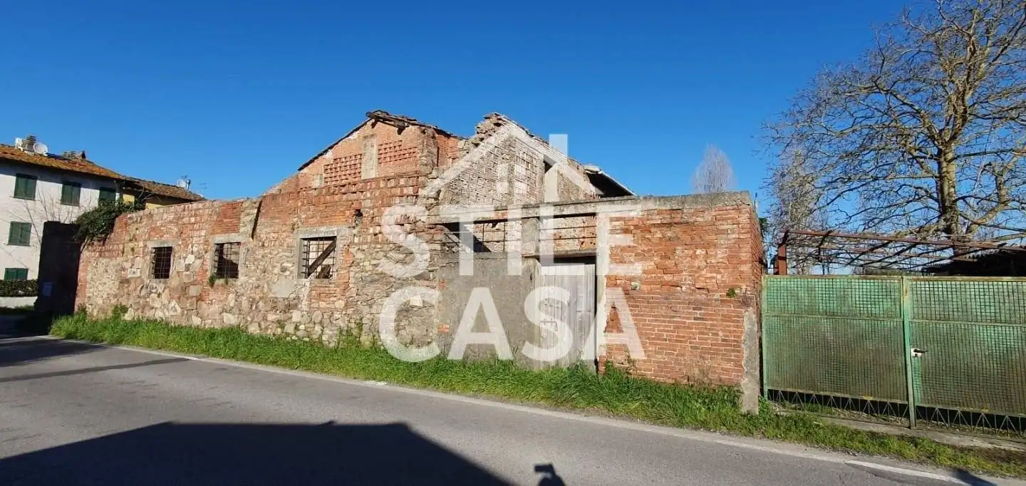 Rustico - Casale in vendita a Capannori