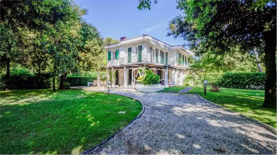 Villa in affitto a Pietrasanta
