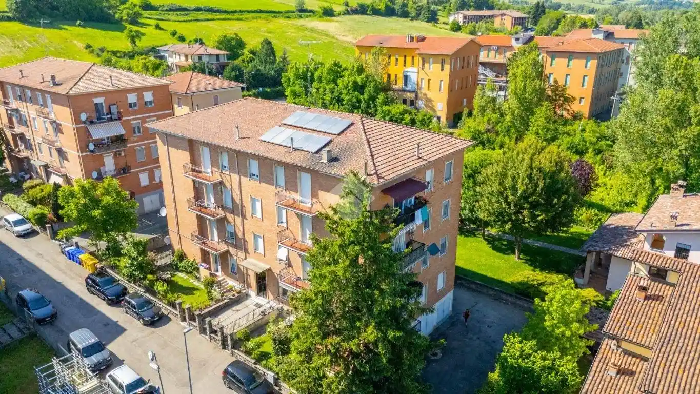 Appartamento in vendita a Langhirano