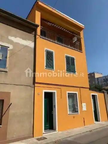 Casa indipendente in vendita a Falconara Marittima