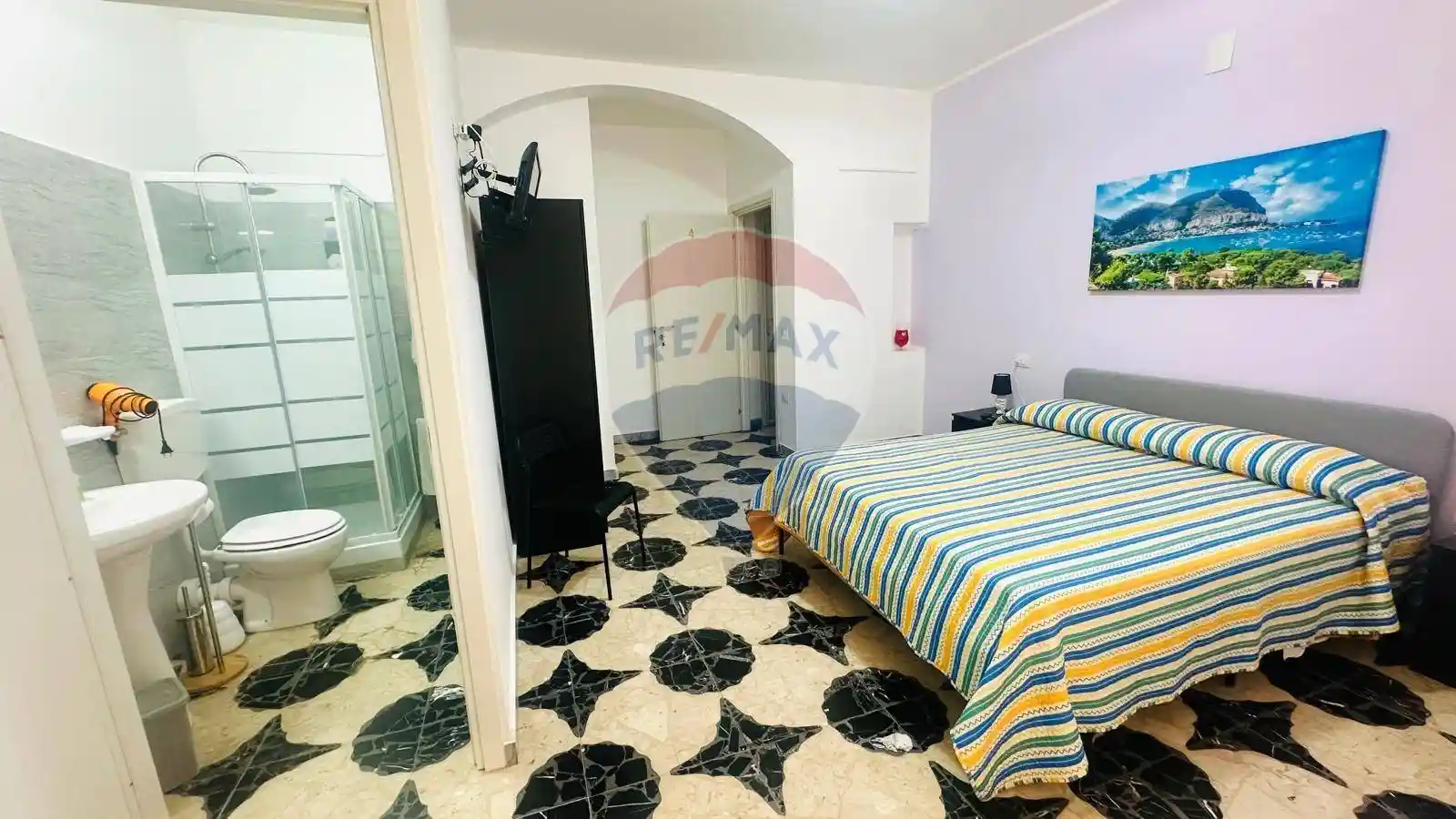 Palazzo - Edificio in vendita a Terrasini