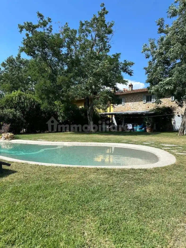 Rustico - Casale in vendita a Capraia e Limite