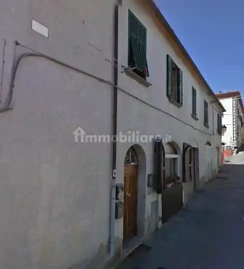 Appartamento in vendita a Scansano