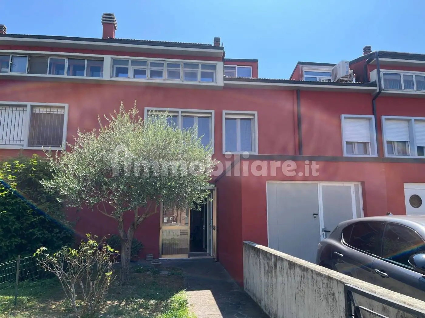 Villetta a schiera in affitto a Modena