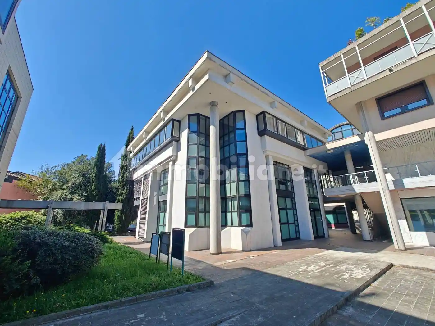 Palazzo - Edificio in vendita a Gorizia