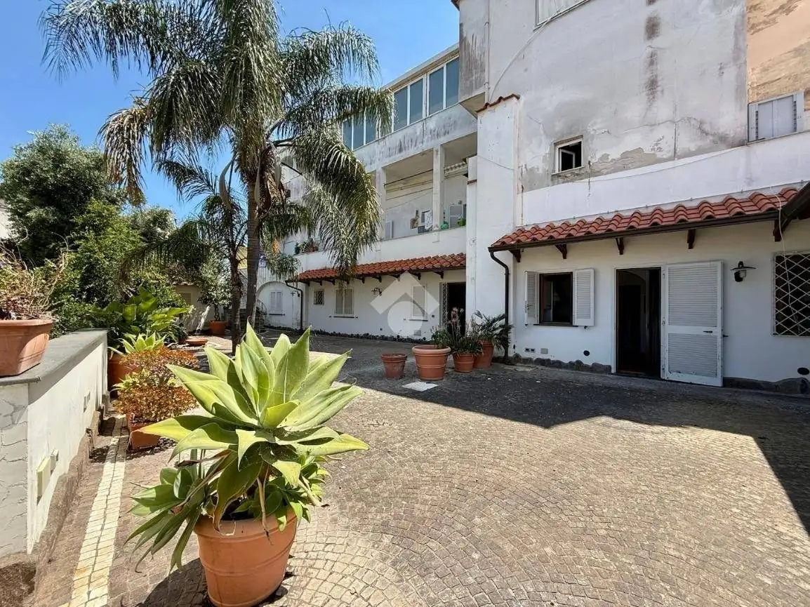 Appartamento in vendita a Ischia