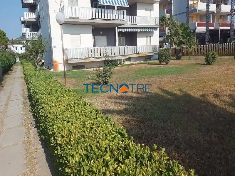 Trilocale Lungomare Italia 6, Villa Rosa, Martinsicuro - foto 4