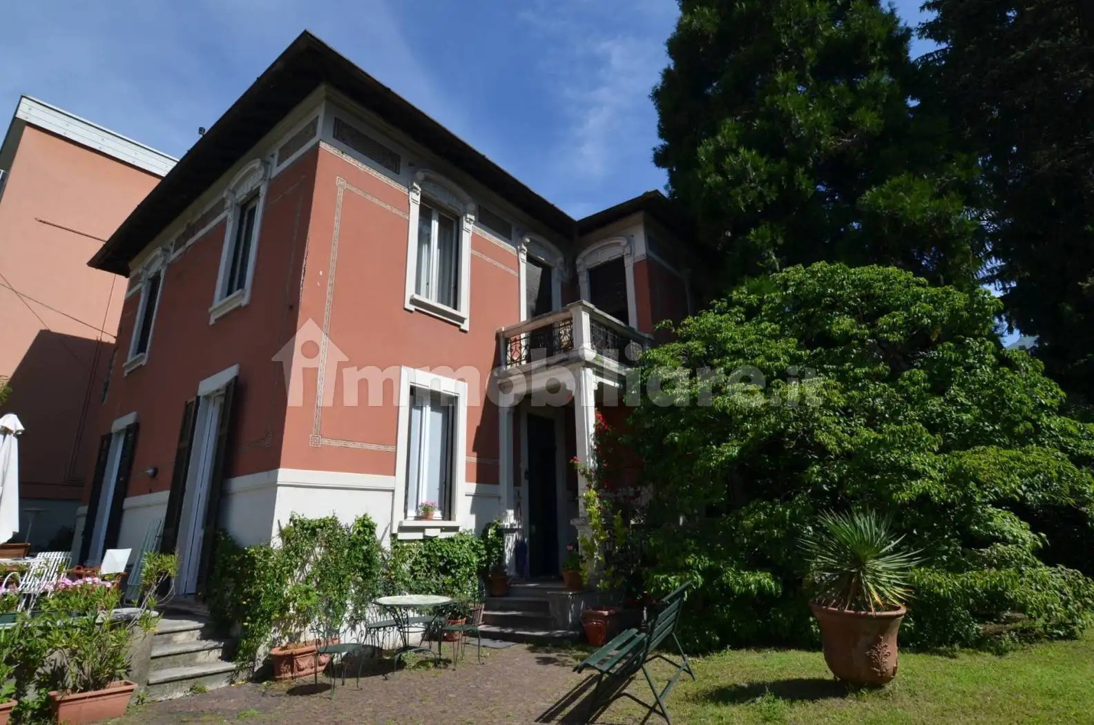 Villa in vendita a Lecco