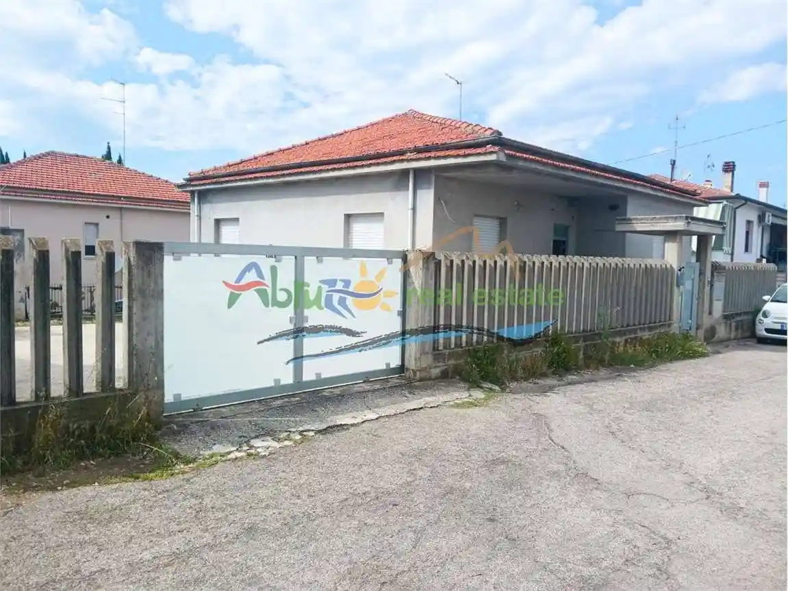 Terratetto unifamiliare via Oder, 2, Vestina - Chiarini, Montesilvano - foto 2