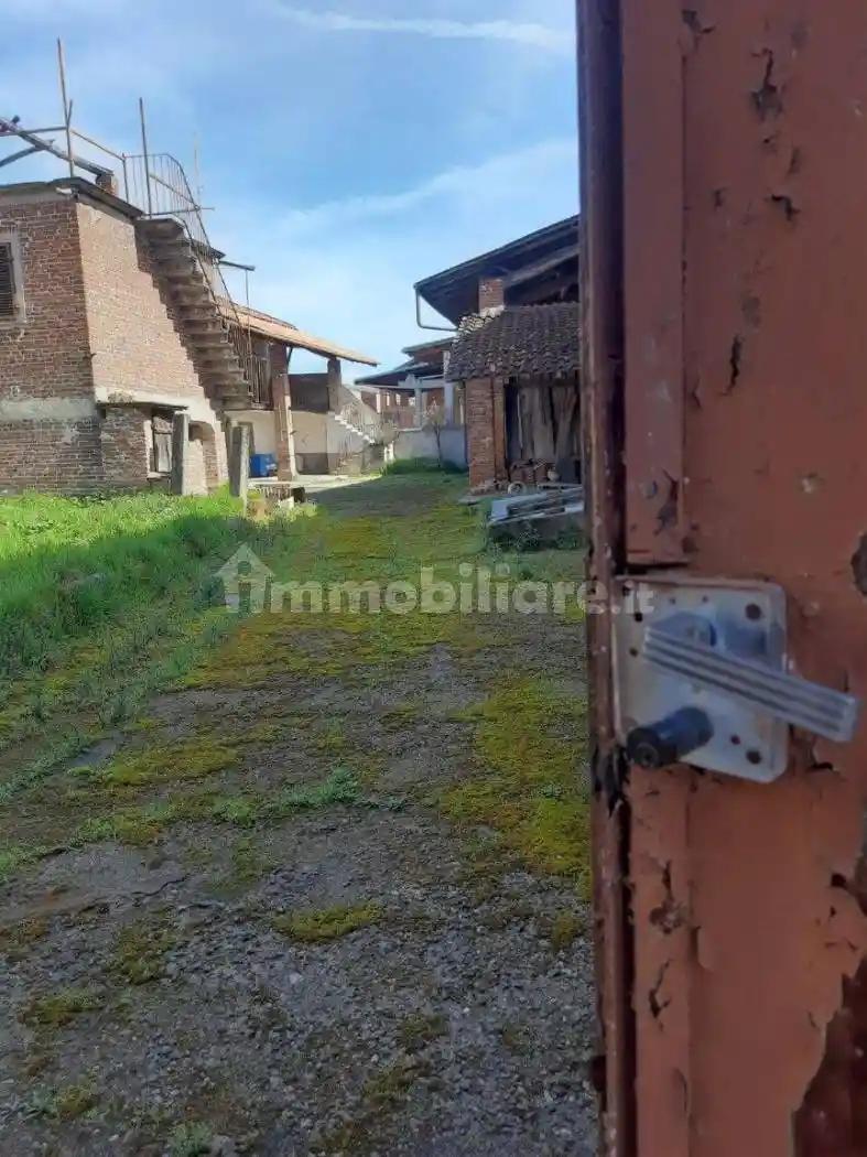 Rustico - Casale in vendita a Foglizzo