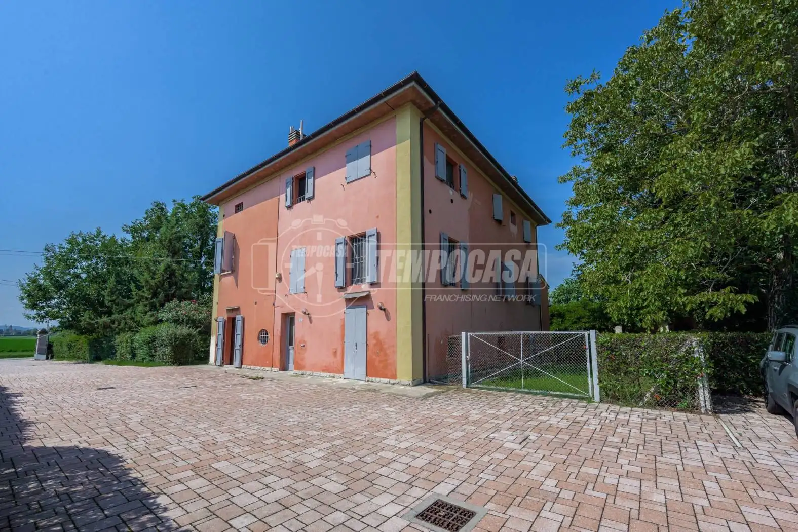 Villa in vendita a Castenaso