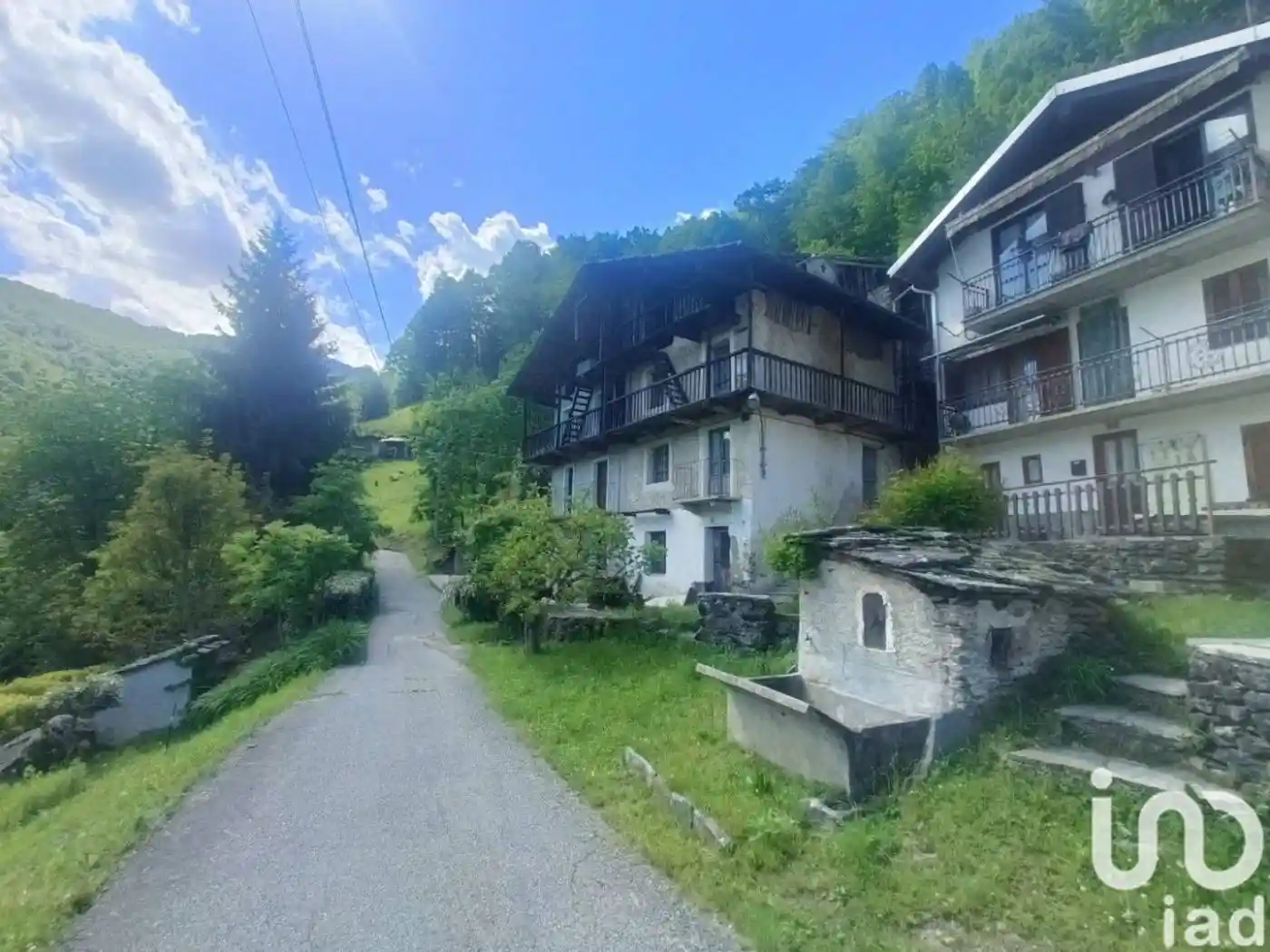 Rustico - Casale in vendita a Mezzenile