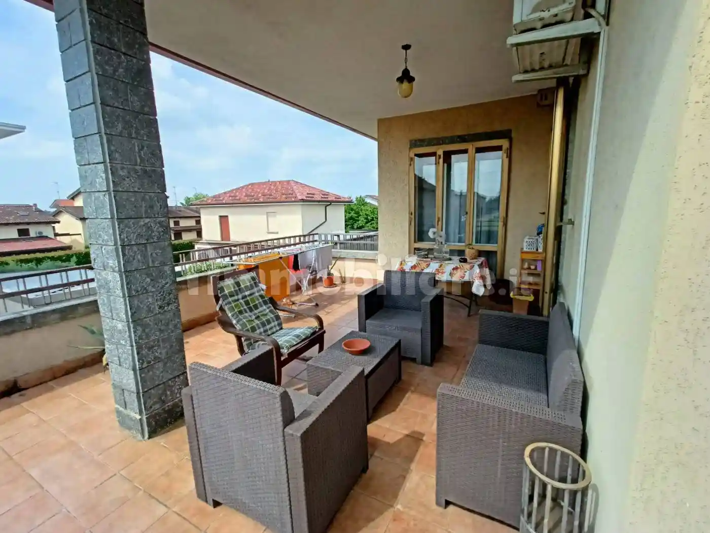 Appartamento in vendita a Rovello Porro