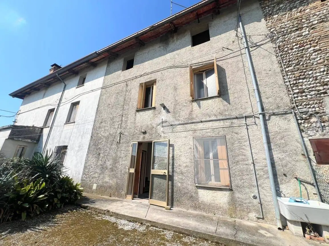 Rustico - Casale in vendita a Bertiolo