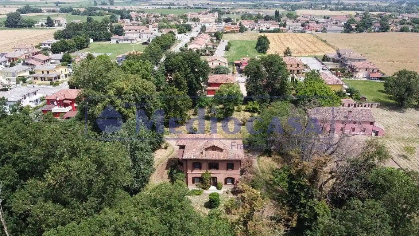 Villa unifamiliare via 43 Martiri, Centro, Villamarzana - foto 2
