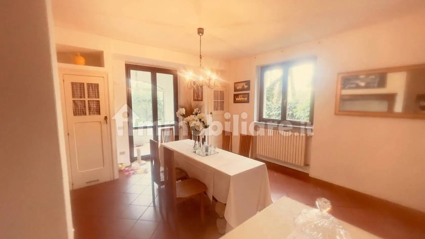 Villa unifamiliare via Dante Alighieri, Centro, Basiglio - foto 3