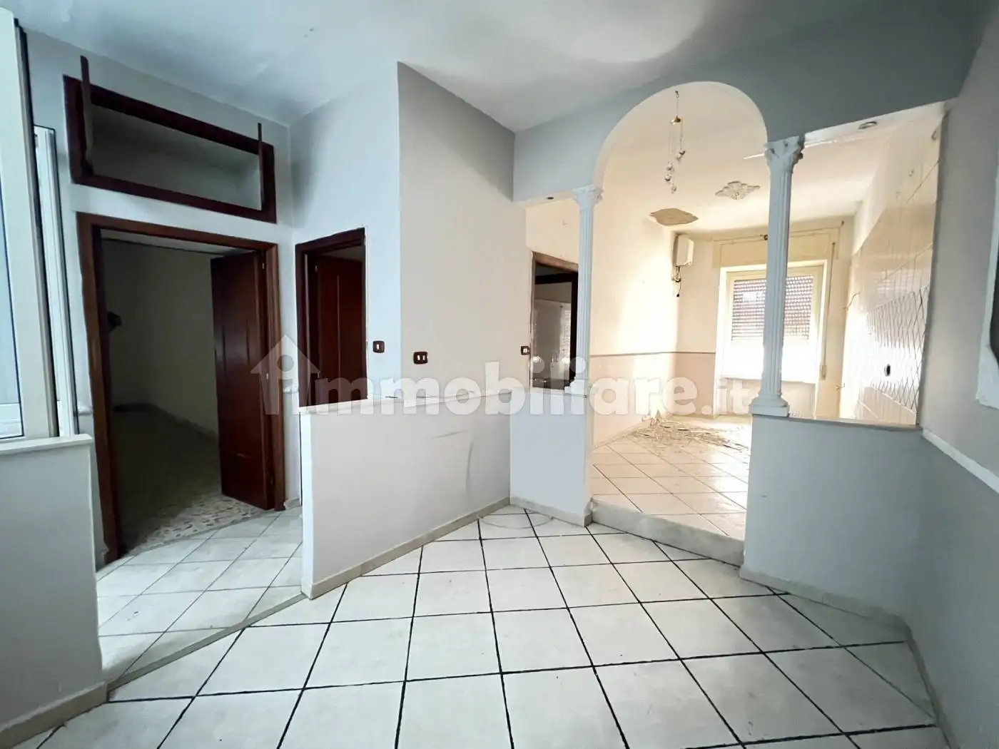 Palazzo - Edificio in vendita a Casoria