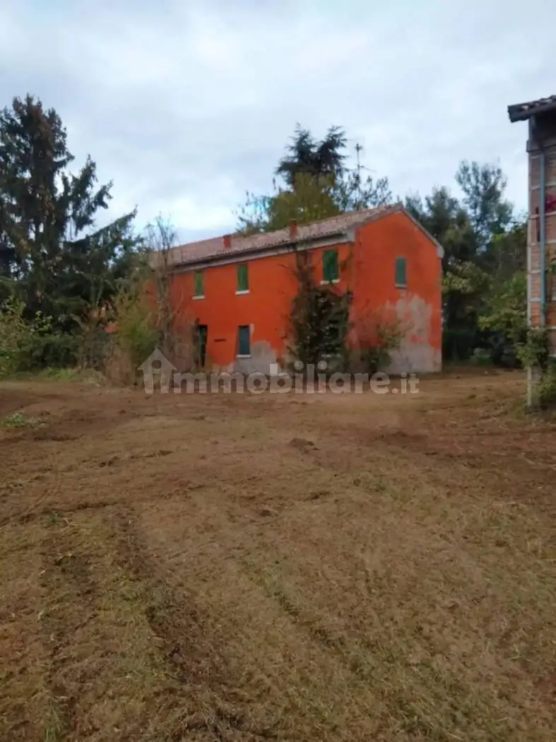 Rustico - Casale in vendita a Bondeno