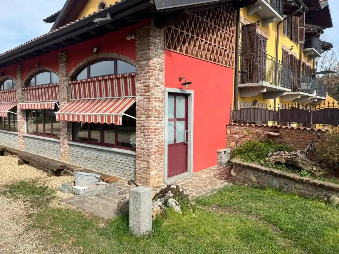 Casa indipendente in vendita a San Francesco al Campo