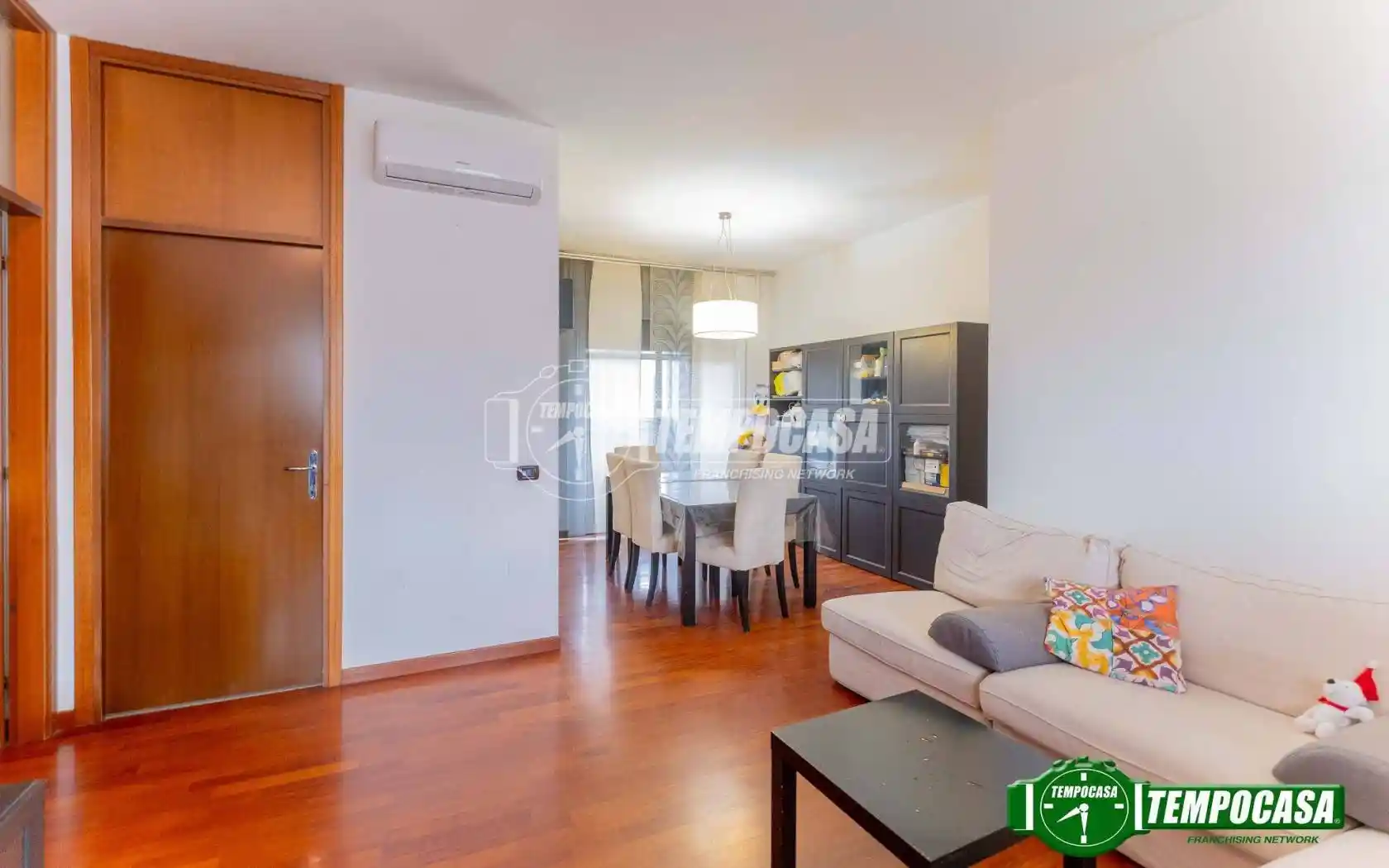 Quadrilocale via Benjamin Constant 4, Quarto Cagnino, Milano - foto 2