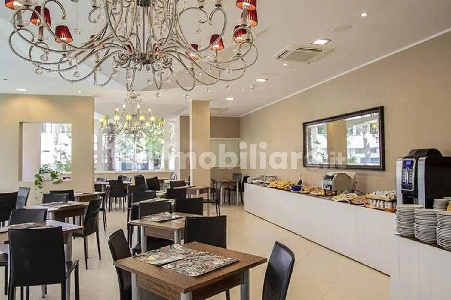 Palazzo - Edificio in affitto a Cesenatico