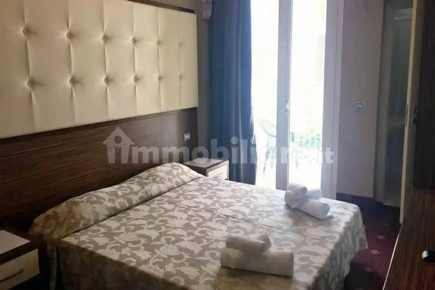 Palazzo - Edificio in Affitto - foto 4