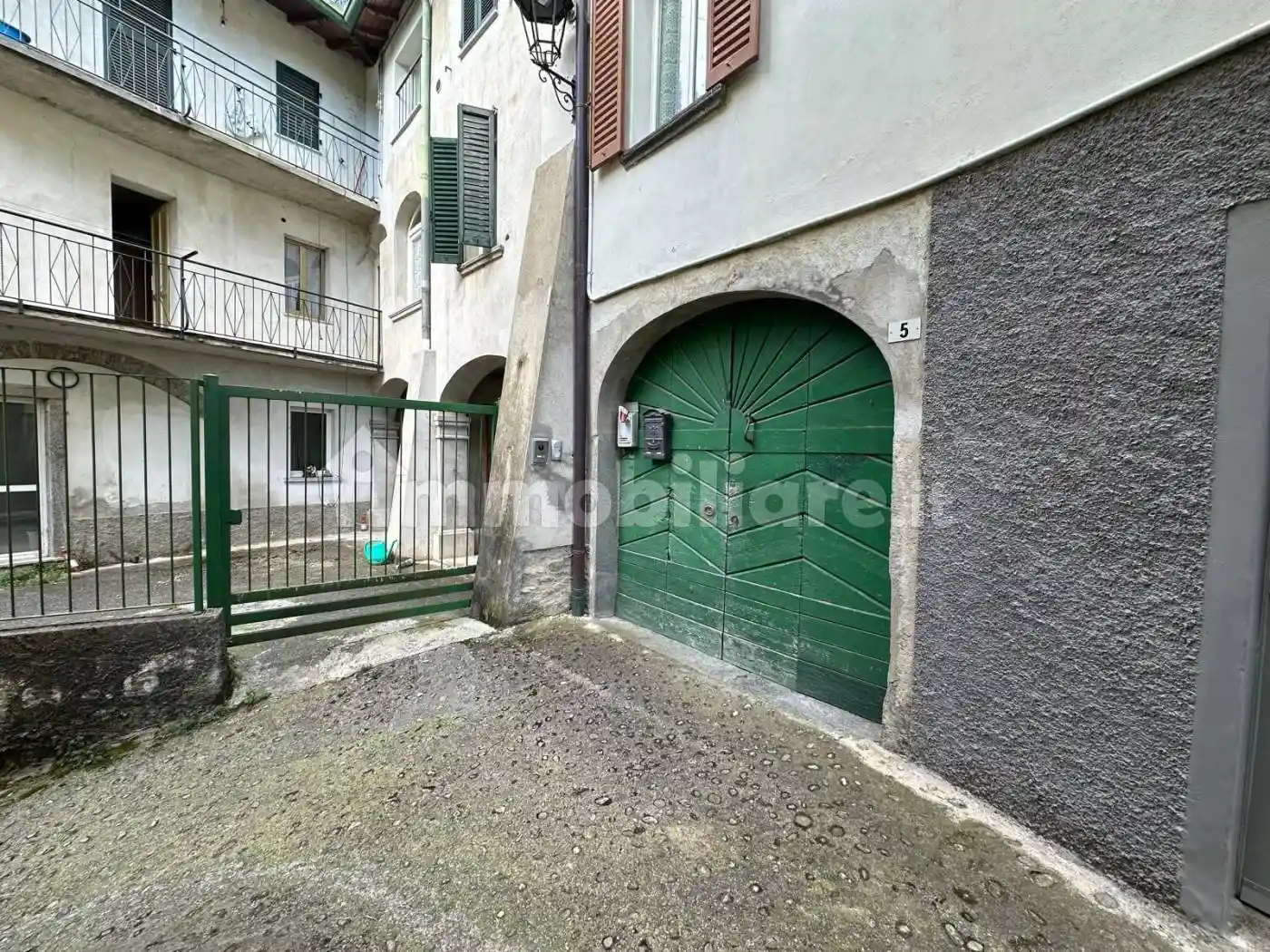 Casa indipendente in vendita a Torre de' Busi