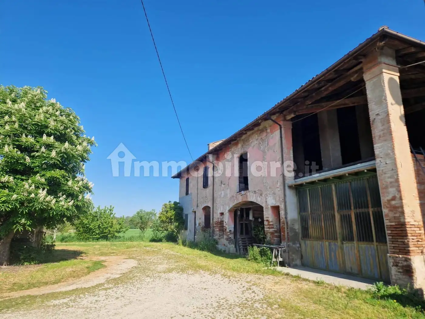 Rustico - Casale in vendita a Sala Bolognese