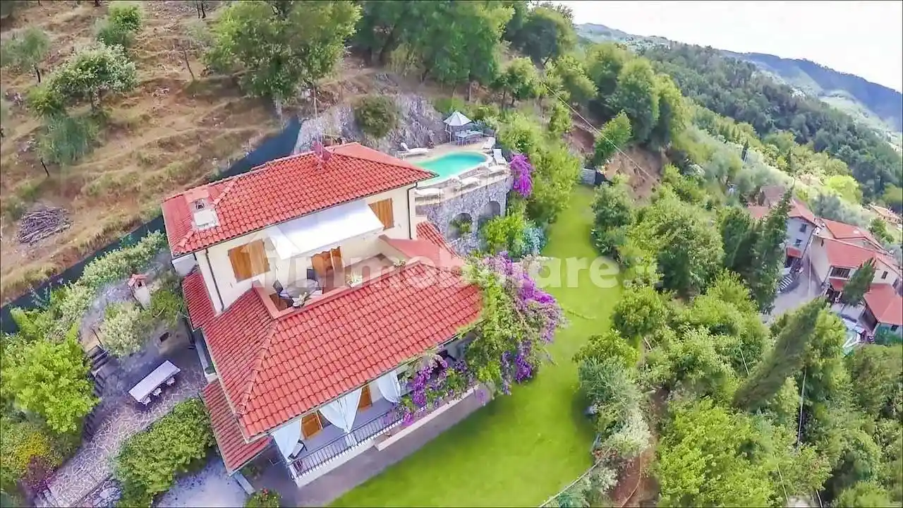 Villa unifamiliare Prato di Sopra, Camaiore Paese, Camaiore - foto 2