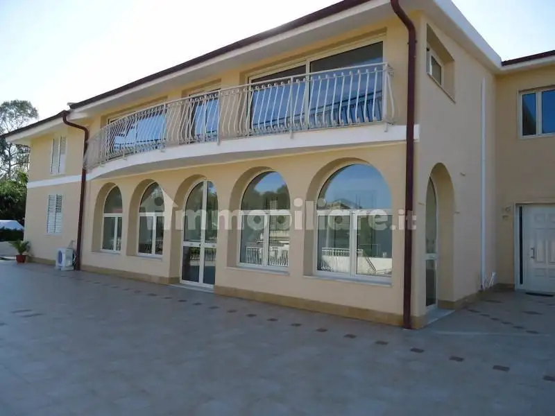 Villa in vendita a Siracusa