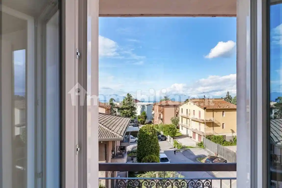 Appartamento in vendita a Desenzano del Garda