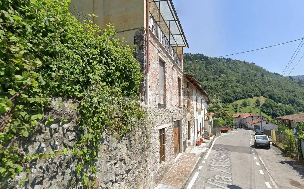 Appartamento in vendita a Pezzaze