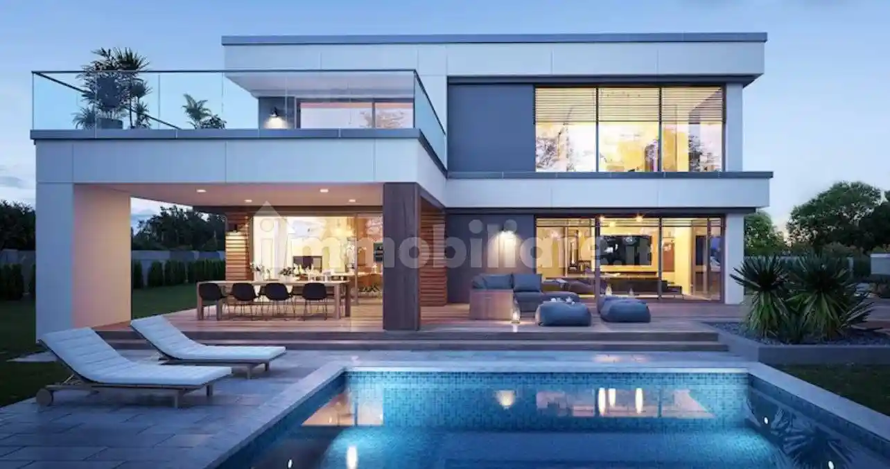 Villa in vendita a Torri del Benaco