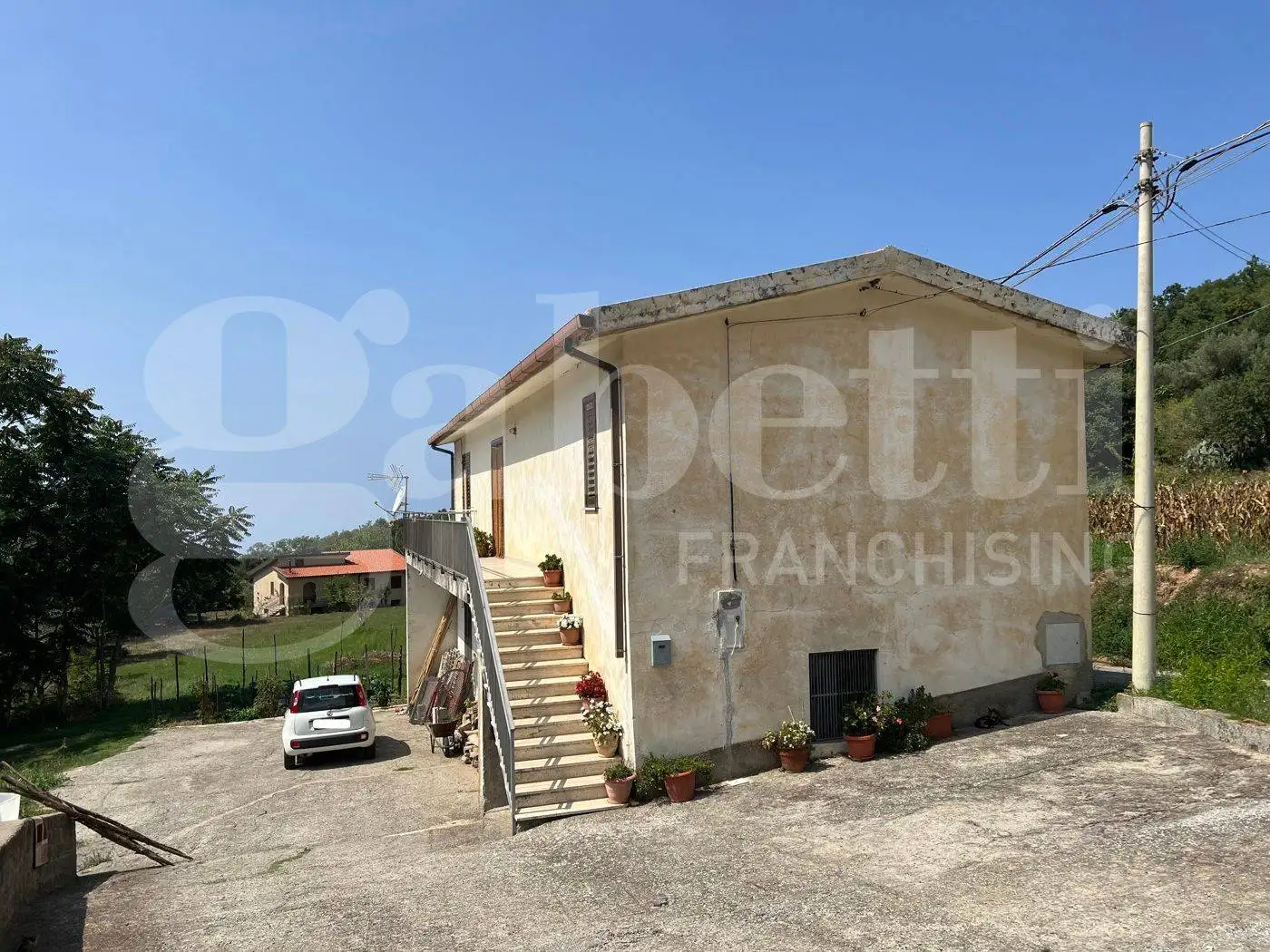 Casa indipendente in vendita a Fiumefreddo Bruzio