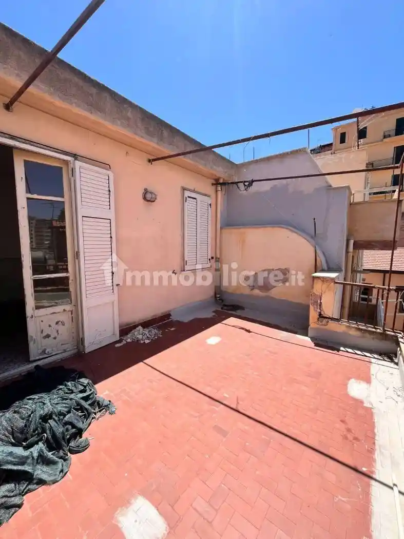 Palazzo - Edificio in vendita a Bagheria