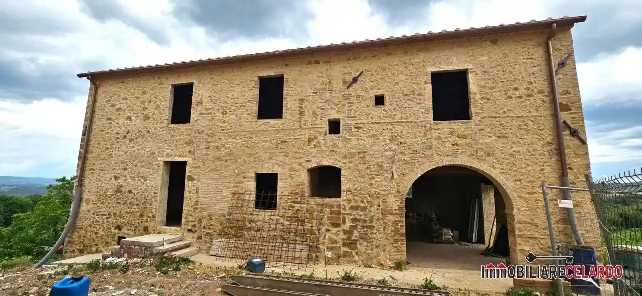 Villa in vendita a Poggibonsi